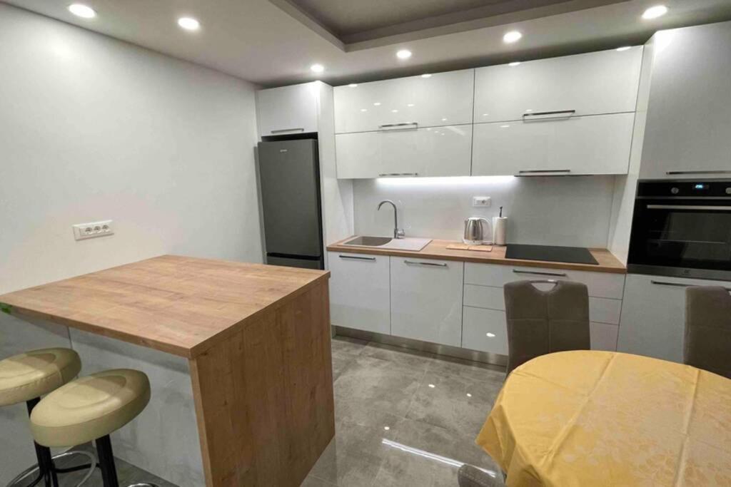 Luxury Apartman Bili Podgora Exteriér fotografie